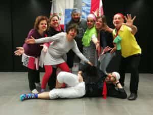 Foto de grupo en Taller de clown